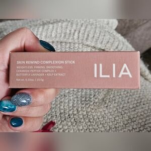 ILIA Skin Rewind Complexion Stick in Sycamore
